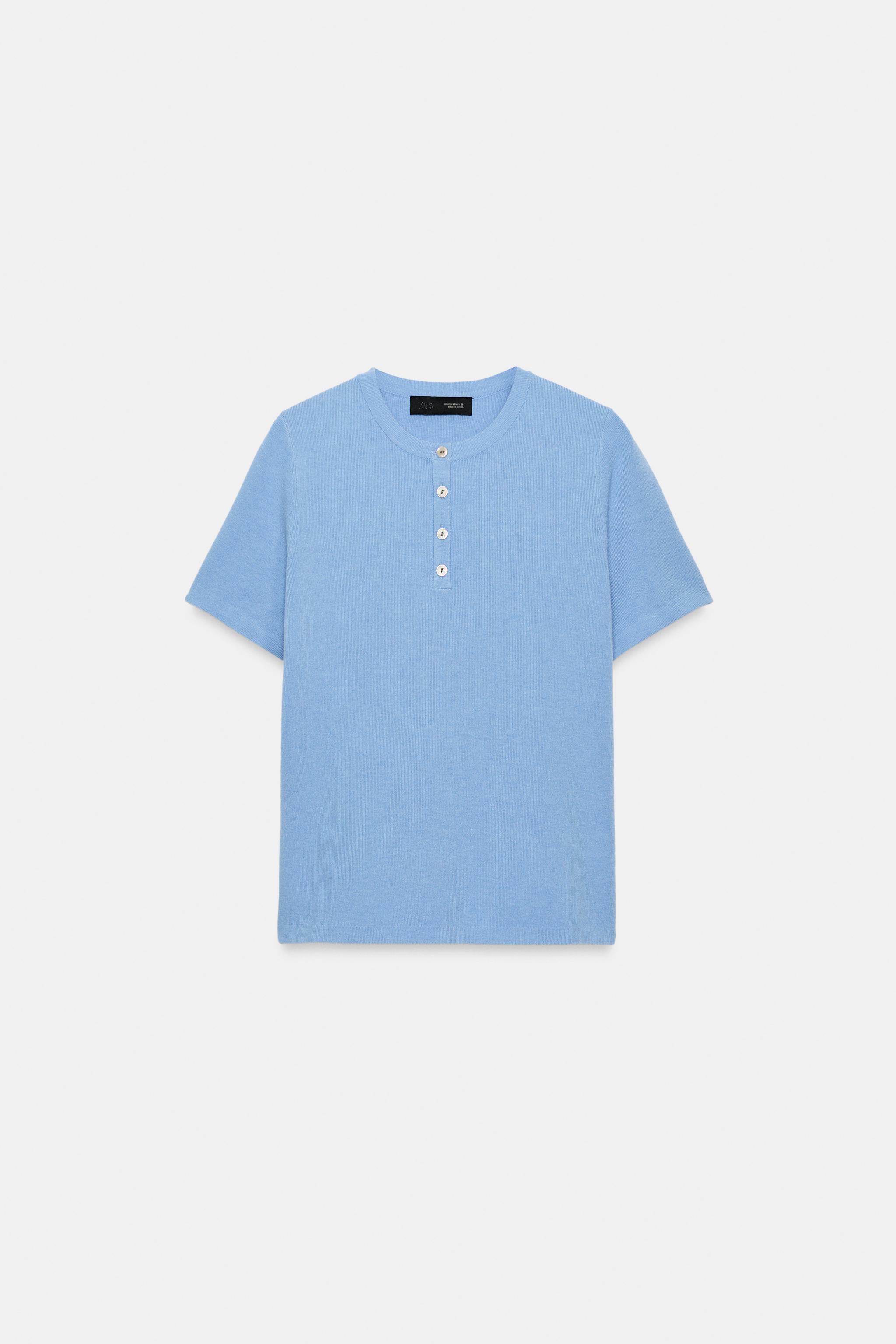 KNIT BUTTON-FRONT TOP